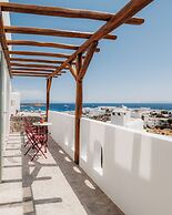 Pelican Bay Hotel