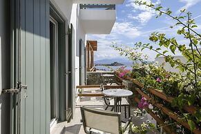 Pelican Bay Hotel