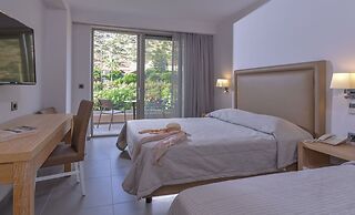 Cactus Beach Hotel