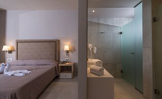 Cactus Beach Hotel