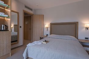 Cactus Beach Hotel