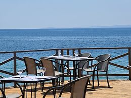 Blue Dolphin Hotel