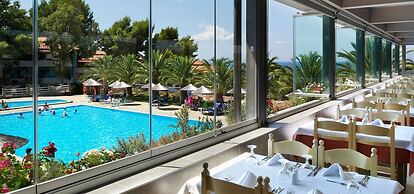 Blue Dolphin Hotel