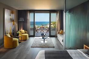 Blue Dolphin Hotel