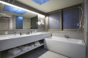 Blue Dolphin Hotel
