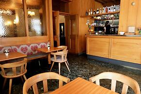 Hotel Pinzolo Dolomiti