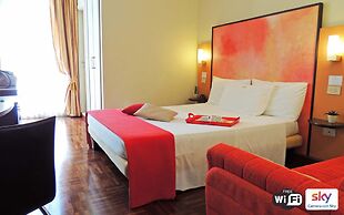 HamilTown Hotel