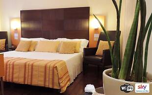 HamilTown Hotel