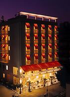 HamilTown Hotel