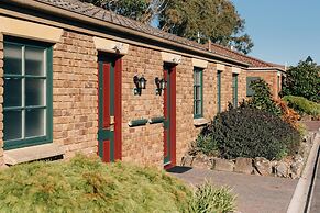 Country Club Villas