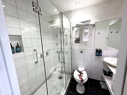 Tides Hotel