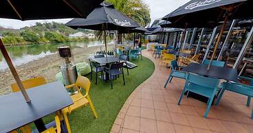Tides Hotel