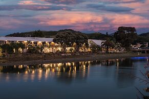 Tides Hotel
