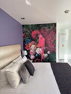 Tides Hotel