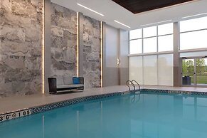 DoubleTree by Hilton Kingston