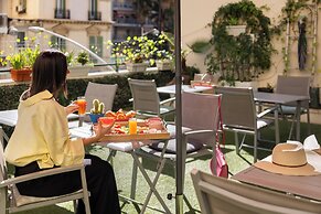 Hôtel Locarno Nice