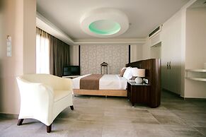 Atlantis Hotel
