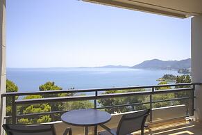 Corfu Holiday Palace Hotel