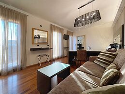 Touring Hotel