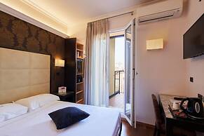 Touring Hotel