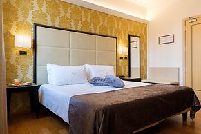 Touring Hotel