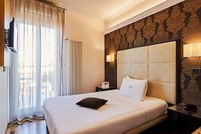Touring Hotel