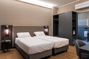 Touring Hotel