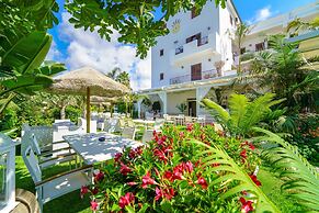 La Bussola Hotel Restaurant