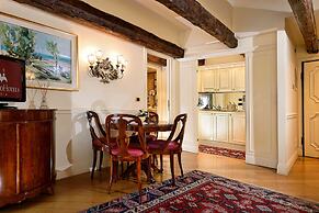 TORRE DELL'OROLOGIO SIGNATURE RESIDENCE