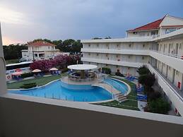 Bayside Hotel Katsaras