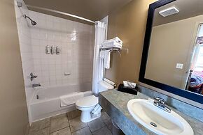 Super 8 by Wyndham Edmonton South