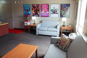 Super 8 by Wyndham Edmonton South