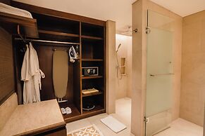Ramayana Suites & Resort