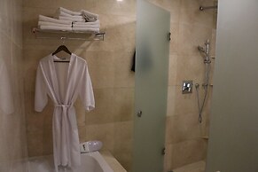 Sheraton Leon