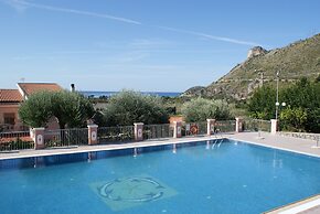 Hotel Ristorante Borgo La Tana