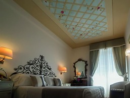 Hotel Jolanda