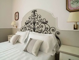 Hotel Jolanda