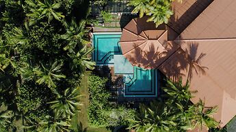 Las Olas Resort