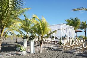 Las Olas Resort