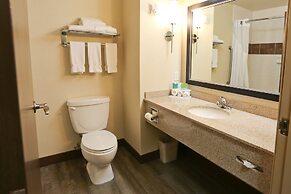 Holiday Inn Express & Suites - Vernon by IHG