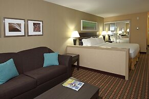 Holiday Inn Express & Suites - Vernon by IHG