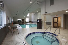 Holiday Inn Express & Suites - Vernon by IHG