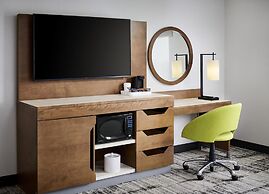 Hampton Inn & Suites by Hilton Windsor