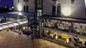 Sardegna Hotel, Suites & Restaurant