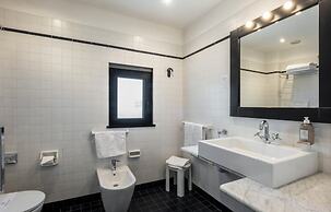 Sardegna Hotel, Suites & Restaurant
