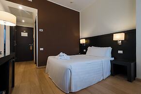 Sardegna Hotel, Suites & Restaurant