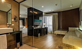 Sardegna Hotel, Suites & Restaurant