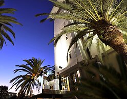 Sardegna Hotel, Suites & Restaurant