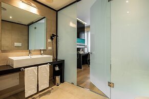 Sardegna Hotel, Suites & Restaurant