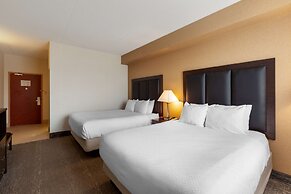 Best Western Plus Burlington Inn & Suites